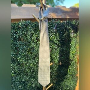 TRE E’Perfetto 100% Silk Grey and White Necktie